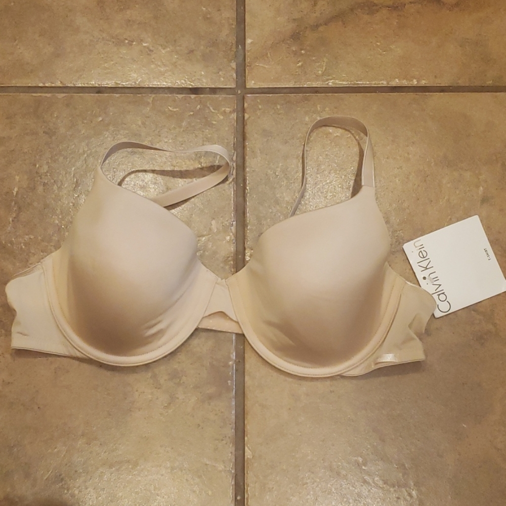 Calvin Klein tan t shirt bra new size 38b